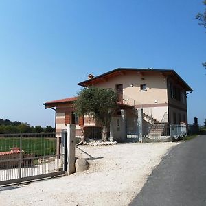 Casa Ines Lägenhet Lonato Exterior photo