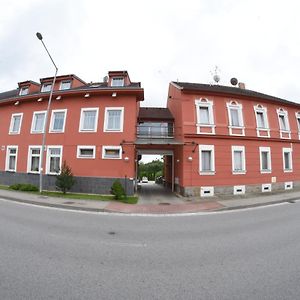 Casino Admiral Velenice - Gmuend Hotell Ceske Velenice Exterior photo