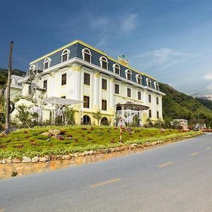 Heaven Gate Hotel O Quy Ho Lao Cai Exterior photo