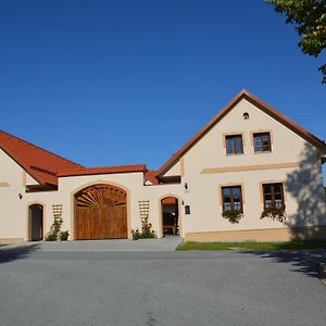 Penzion U Podkovare Hotell Třeboň Exterior photo