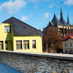 Elvira Ubytovani V Soukromem Lägenhet Kutná Hora Exterior photo