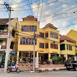 Ban Mae Boonthong Hotell Lampang Exterior photo