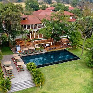 Sanctum Inle Resort Inle Lake Exterior photo