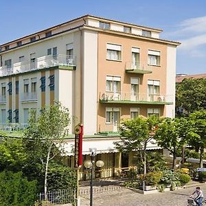 Hotel B&B Risorta Abano Terme Exterior photo