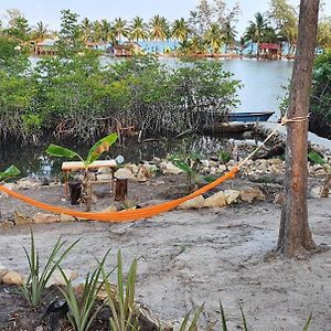 4K Camp Koh Rong Hotell Kaoh Touch Exterior photo