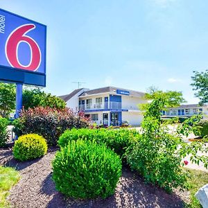 Motel 6-Windsor Locks, CT - Hartford Exterior photo