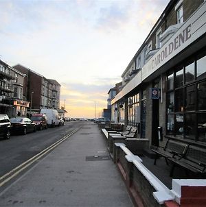 The Caroldene Bed and Breakfast Blackpool Exterior photo