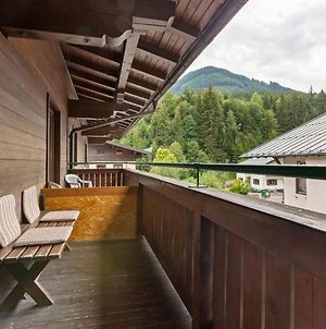 Charming Apartment In Saalbach Hinterglemm With Parking Exterior photo