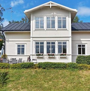 4 Star Holiday Home In Grisslehamn Exterior photo