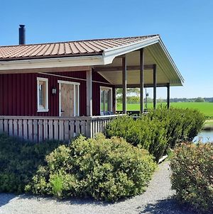 Sjötorp säteri&stugby Villa Larv Exterior photo