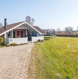Stunning Holiday Home In Jutland Denmark With Garden Hejls Exterior photo