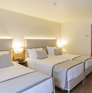 Hotel Comfort Inn Ponta Delgada Room photo
