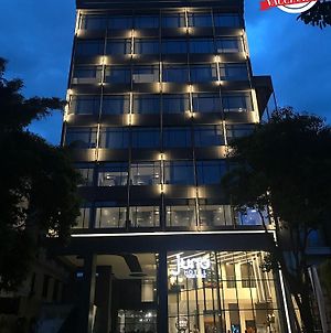 Juno Tanah Abang Jakarta Hotell Exterior photo