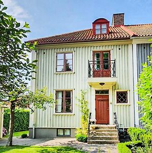 Nice Home In Goteborg With Wifi And 3 Bedrooms Exterior photo