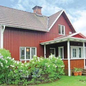 Stunning Home In Hultsfred With 2 Bedrooms And Wifi Exterior photo