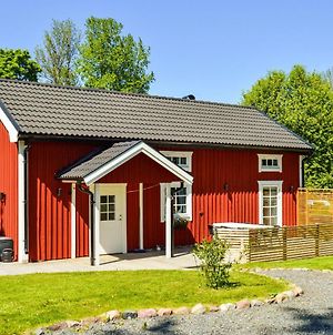 Three-Bedroom Holiday Home In Herräng Exterior photo