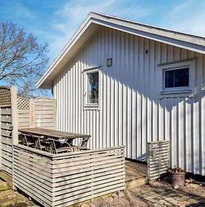 Nice home in Skärhamn with WiFi&2 Bedrooms Exterior photo