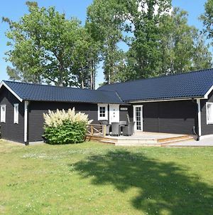 Nice Home In Sjotorp W/ Sauna And 4 Bedrooms Exterior photo