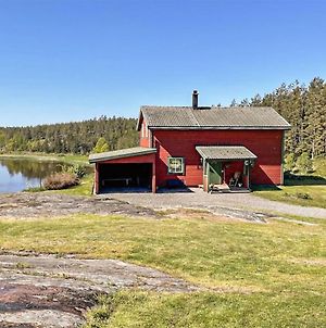 Amazing Home In Valdemarsvik With Wifi And 3 Bedrooms Exterior photo