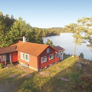 Stunning Home In Landvetter With 2 Bedrooms, Sauna And Wifi Exterior photo