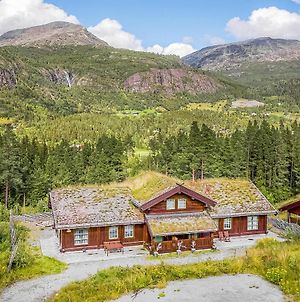 Nice Home In Hemsedal With 4 Bedrooms, Sauna And Wifi Exterior photo