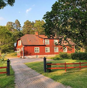 Stunning Home In Mantorp With 3 Bedrooms And Wifi Exterior photo