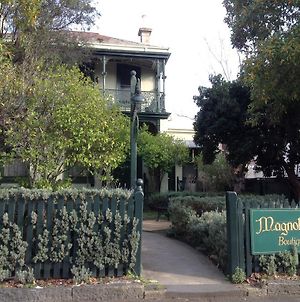 Magnolia Court Boutique Hotel Melbourne Exterior photo