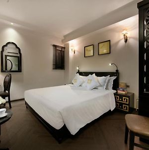 The Noble Swan Hotel & Spa Hanoi Exterior photo