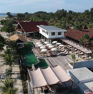 Ergon Pandawa Hotels And Resorts Gili Trawangan Exterior photo