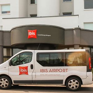 Ibis Luxembourg Aeroport Hotell Exterior photo
