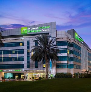 Holiday Inn Express Dubai Airport, An Ihg Hotel Exterior photo