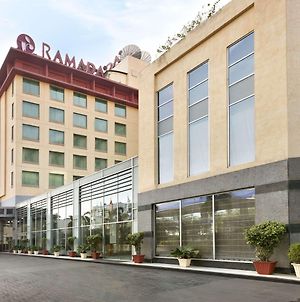 Ramada By Wyndham Jaipur Hotell Exterior photo