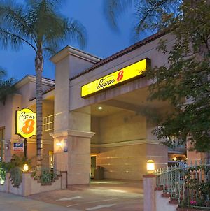 Super 8 By Wyndham North Hollywood Motell Los Angeles Exterior photo