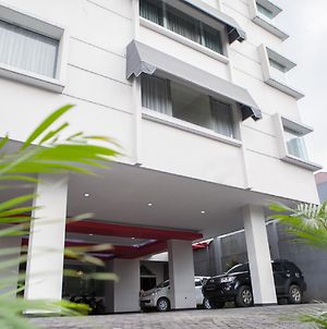 Reddoorz Near Trans Studio Mall 3 Hotell Bandung Exterior photo
