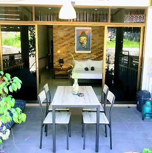 Number Six House For Up To 5 Guests With 2 Bedrooms Koh Samet Exterior photo