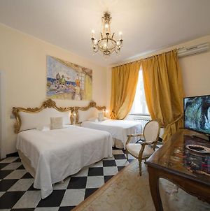 Morali Palace Hotell Genua Room photo