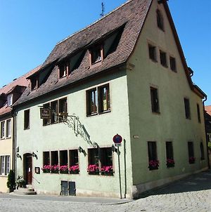 Pension Hofmann-Schmolzer Rothenburg ob der Tauber Exterior photo
