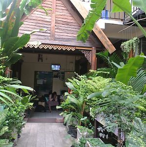 Eco House Lägenhet Bangkok Exterior photo