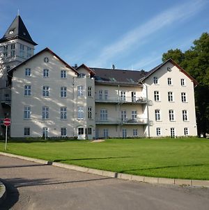 Jagdschloss Zu Hohen Niendorf Lägenhet Ostseebad Kühlungsborn Exterior photo