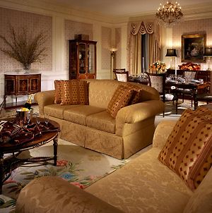 The Towers Of The Waldorf Astoria Hotell New York Room photo