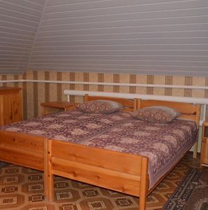 Kubanochka Guest House Anapa Exterior photo