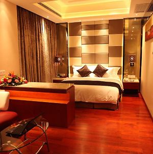 Cedar Hotel Guangzhou Room photo