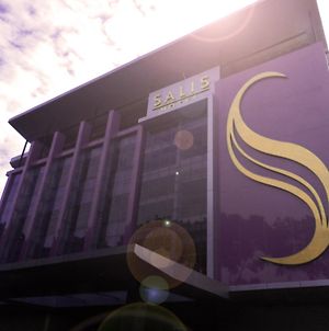 The Salis Hotel Setiabudi Bandung Exterior photo