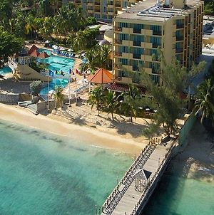 Sandals grande Ocho Rios Beach