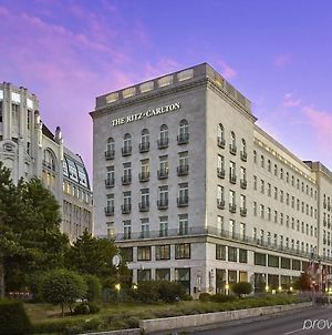 The Ritz-Carlton, Budapest Hotell Exterior photo