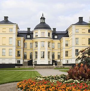 Finspångs Slott - Gästflygeln Exterior photo