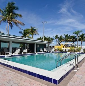 Americas Best Value Inn Fort Myers Facilities photo