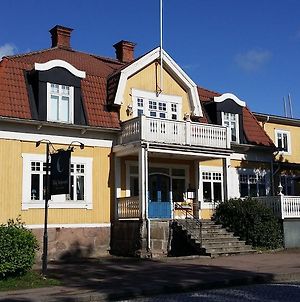 Broby Gästgivaregård Hotell Sunne Exterior photo