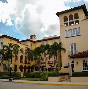 The Bradley Park Hotel Palm Beach Exterior photo