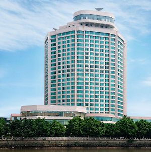 Ramada By Wyndham Pearl Guangzhou Hotell Exterior photo